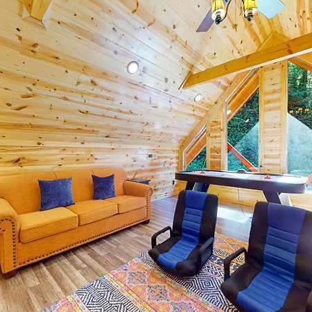 Knotty Escape Βίλα Gatlinburg Εξωτερικό φωτογραφία
