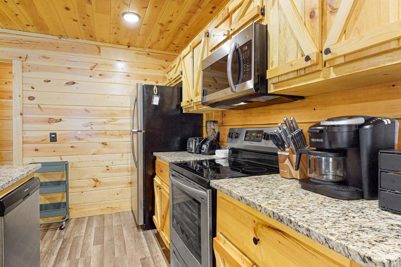 Knotty Escape Βίλα Gatlinburg Εξωτερικό φωτογραφία
